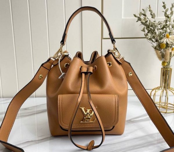 Replica Louis Vuitton Lockme Bucket Bag In Arizona Beige