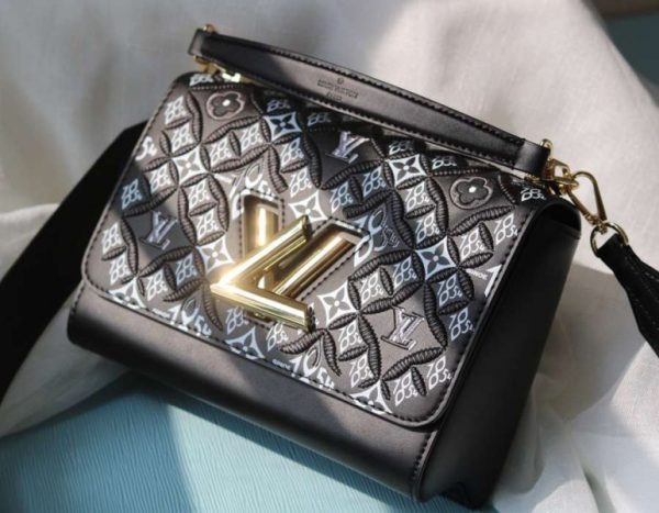 Replica Louis Vuitton Since 1854 Twist MM Bag - Image 4
