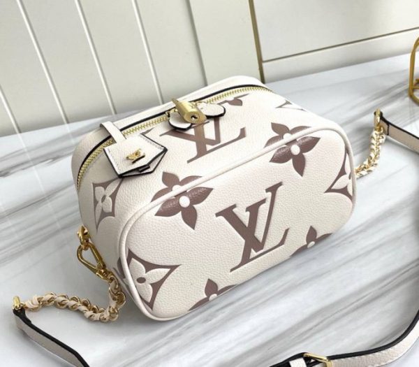 Replica Louis Vuitton Bicolor Monogram Empreinte Vanity PM Bag In Cream And Bois De Rose Pink - Image 4