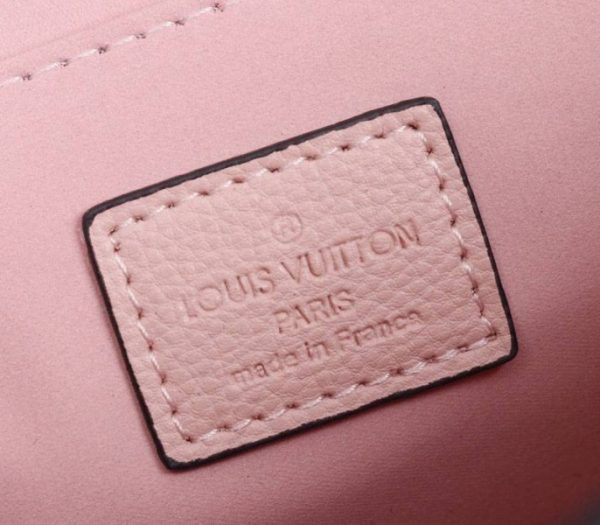 Replica Louis Vuitton Lockme Chain PM Bag In Pink - Image 6