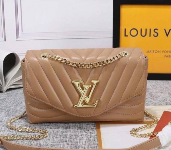Replica Louis Vuitton New Wave Chain Bag In Beige