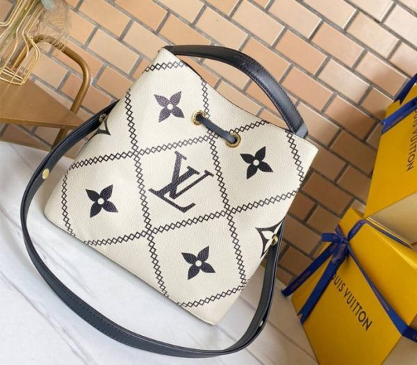 Replica Louis Vuitton Spring 2022 Monogram Empreinte NeoNoe MM Bag In Cream - Image 2
