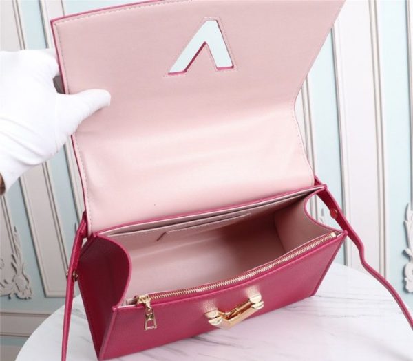 Replica Louis Vuitton Twist One Handle MM Handbag In Rose - Image 5