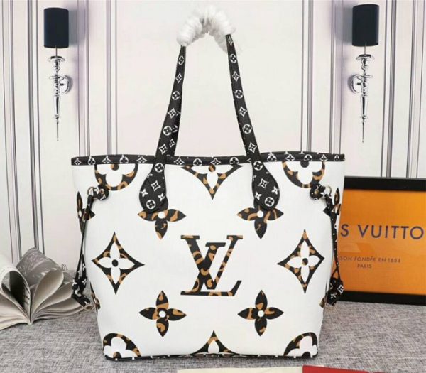 Replica Louis Vuitton Giant Neverfull MM Tote In Cream And Caramel - Image 2