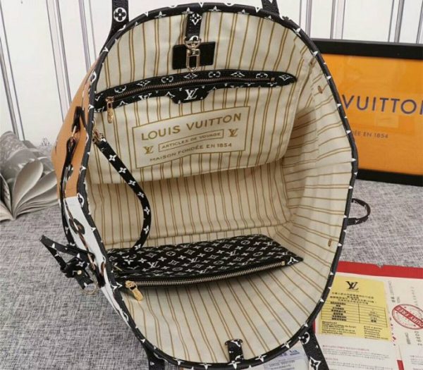 Replica Louis Vuitton Giant Neverfull MM Tote In Cream And Caramel - Image 7