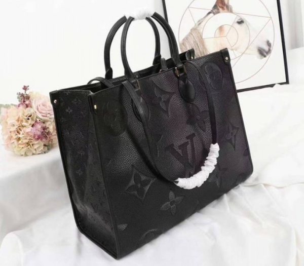 Replica Louis Vuitton Monogram Empreinte Giant Onthego GM Tote In Black - Image 2