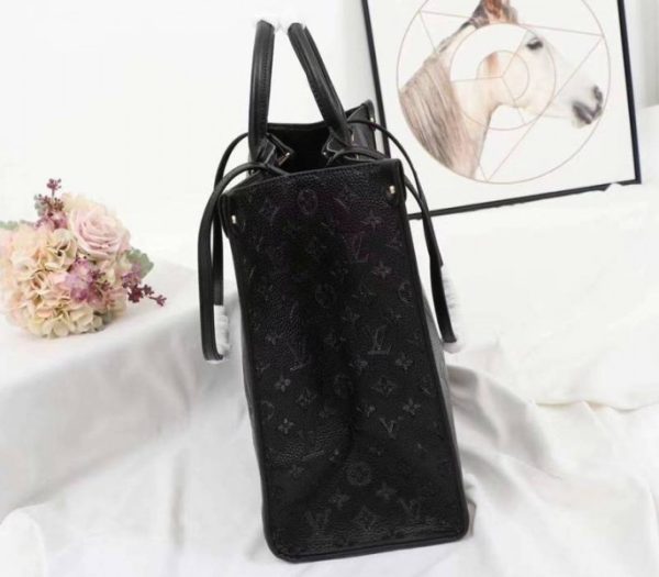 Replica Louis Vuitton Monogram Empreinte Giant Onthego GM Tote In Black - Image 3