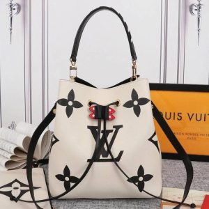 Replica Louis Vuitton Crafty NeoNoe MM Bag In Cream