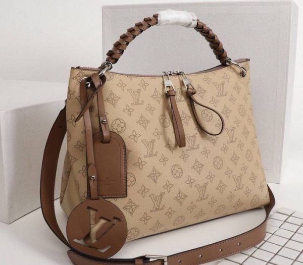 Replica Louis Vuitton Mahina Beaubourg MM Hobo In Beige - Image 2