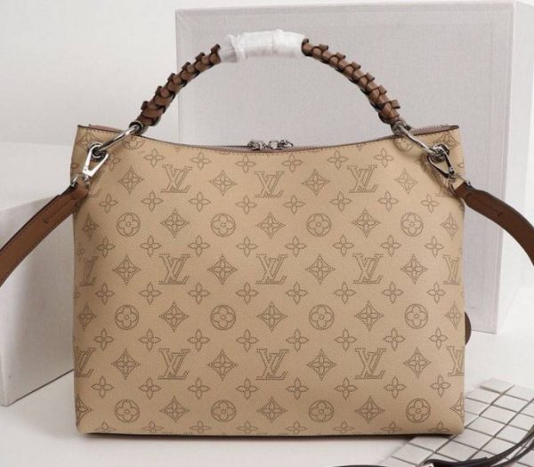 Replica Louis Vuitton Mahina Beaubourg MM Hobo In Beige - Image 3
