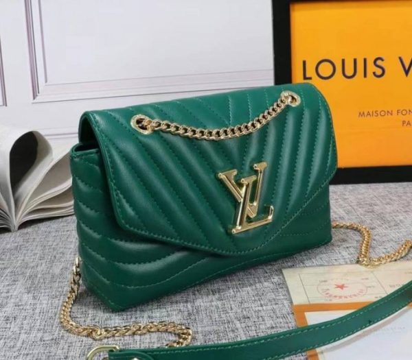 Replica Louis Vuitton New Wave Chain Bag In Emerald Green - Image 2