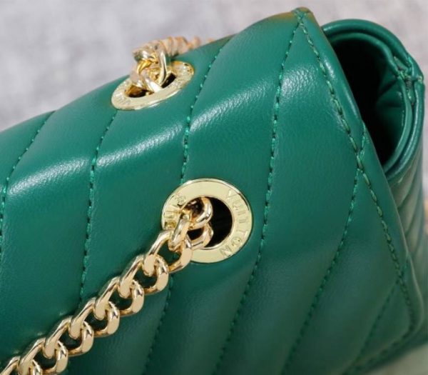 Replica Louis Vuitton New Wave Chain Bag In Emerald Green - Image 8