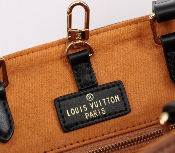 Replica Louis Vuitton Monogram Empreinte Wild At Heart Onthego MM Tote In Caramel Brown - Image 6
