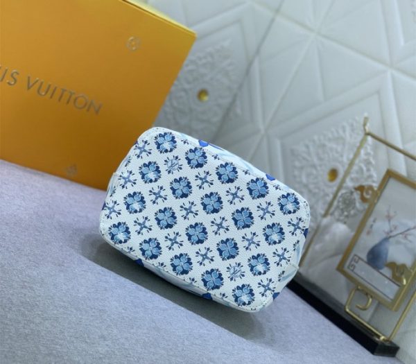 Replica Louis Vuitton LV By The Pool Monogram Tiles Canvas NeoNoe BB Bag In Lagoon Blue - Image 4