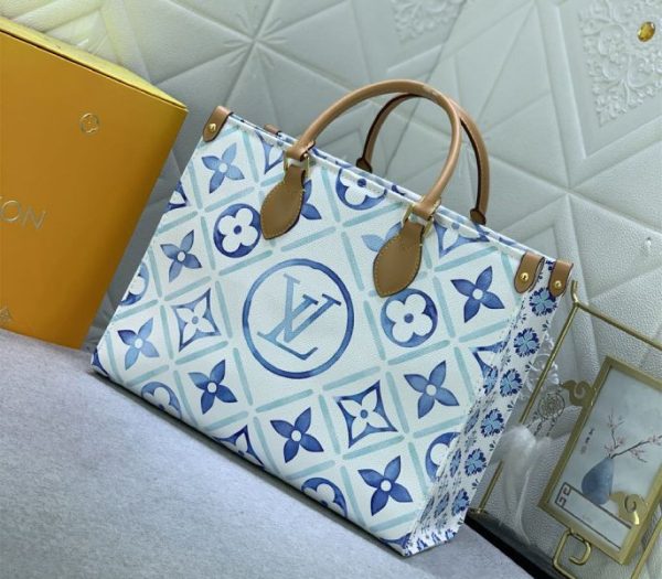 Replica Louis Vuitton LV By The Pool Monogram Tiles Canvas Onthego MM Tote In Lagoon Blue - Image 2