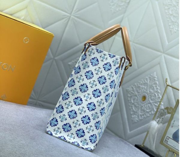 Replica Louis Vuitton LV By The Pool Monogram Tiles Canvas Onthego MM Tote In Lagoon Blue - Image 4