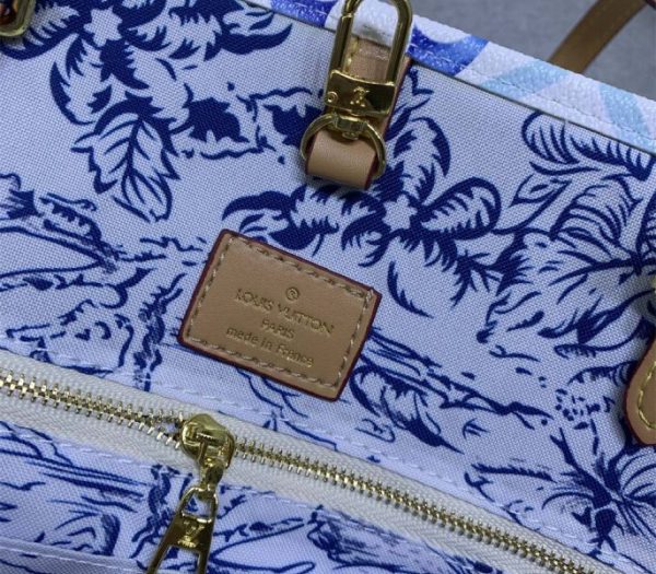 Replica Louis Vuitton LV By The Pool Monogram Tiles Canvas Onthego MM Tote In Lagoon Blue - Image 7