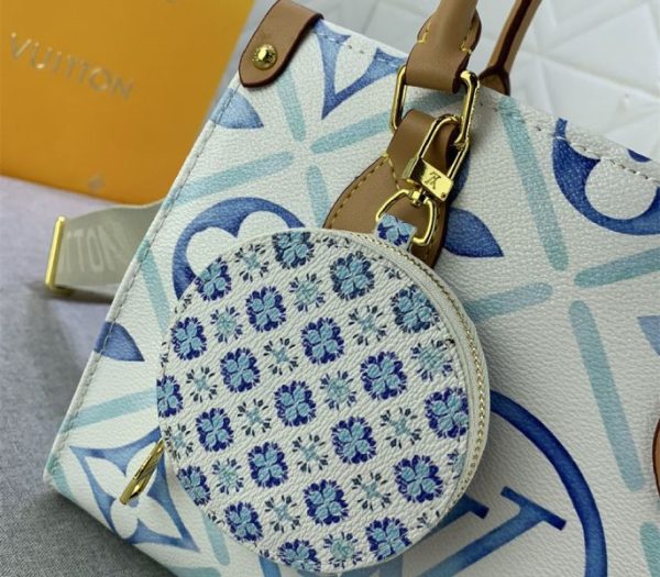 Replica Louis Vuitton LV By The Pool Monogram Tiles Canvas Onthego PM Tote In Lagoon Blue - Image 5