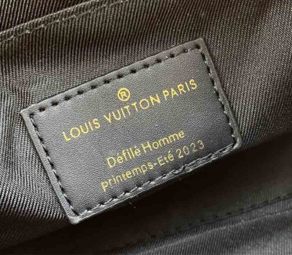 Replica Louis Vuitton J Hope X Keepall Bandouliere 25 Brown Travel Bag In Two Eyes Patches - Image 6