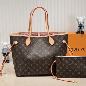 Replica Louis Vuitton Monogram Canvas Neverfull MM Tote In Pink