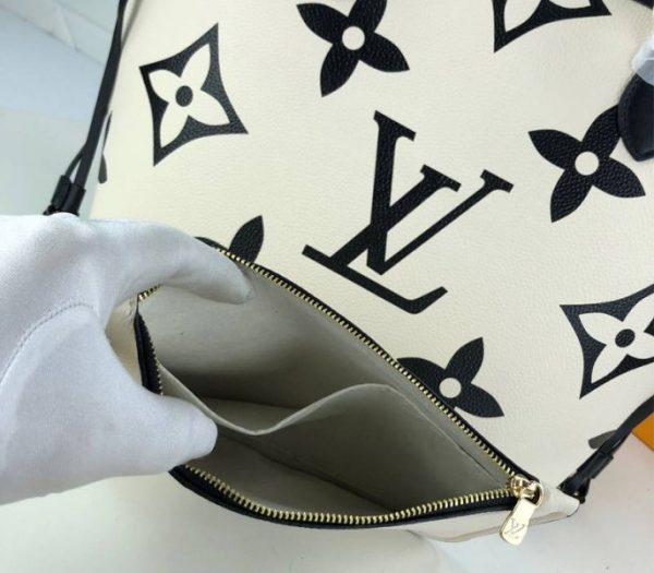 Replica Louis Vuitton Neverfull MM In Cream - Image 7