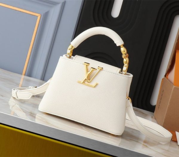 Replica Louis Vuitton Capucines Mini Capucines Handbag In Quartz White