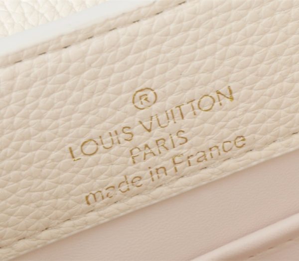 Replica Louis Vuitton Capucines Mini Capucines Handbag In Quartz White - Image 7