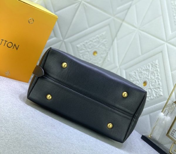Replica Louis Vuitton Low Key MM Hobo In Black - Image 4