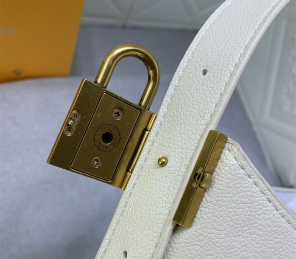 Replica Louis Vuitton Low Key MM Hobo In Quartz White - Image 6