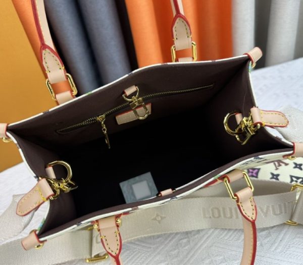 Replica Louis Vuitton Monogram Craggy Onthego PM Tote In Vanilla - Image 7