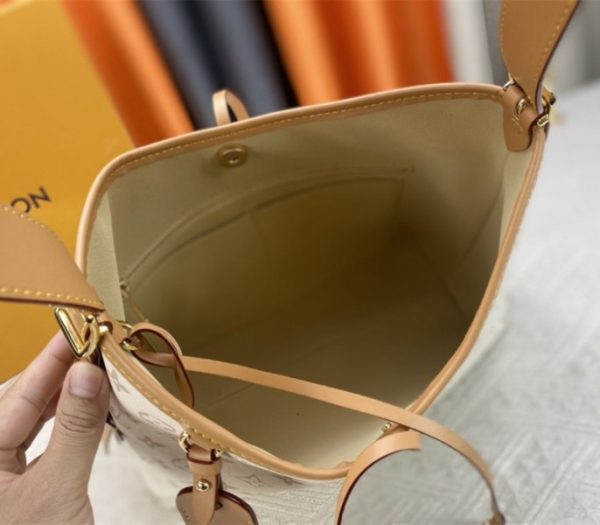 Replica Louis Vuitton Monogram Dune CarryAll PM Bag - Image 6
