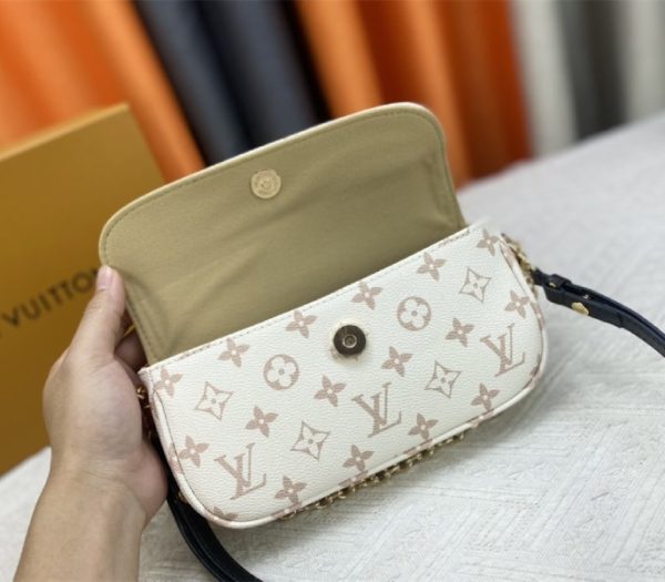 Replica Louis Vuitton Monogram Dune Canvas Ivy Wallet With Chain And Strap - Image 6
