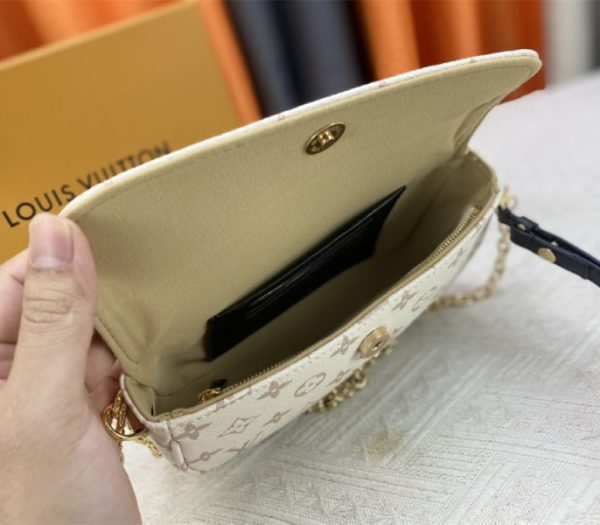 Replica Louis Vuitton Monogram Dune Canvas Ivy Wallet With Chain And Strap - Image 7
