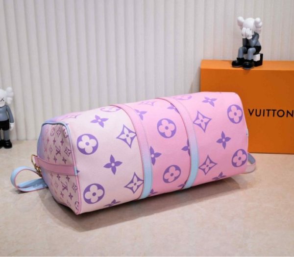 Replica Louis Vuitton Spring 2022 Keepall 45 Luggage In Sunrise Pastel - Image 4