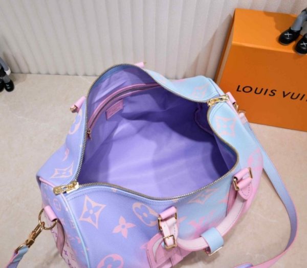 Replica Louis Vuitton Spring 2022 Keepall 45 Luggage In Sunrise Pastel - Image 5