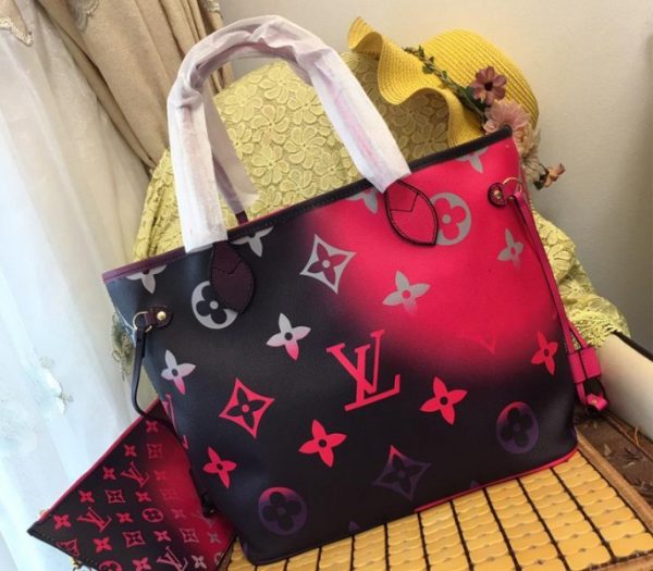 Replica Louis Vuitton Spring 2022 Neverfull MM Tote In Midnight Fuchsia - Image 2