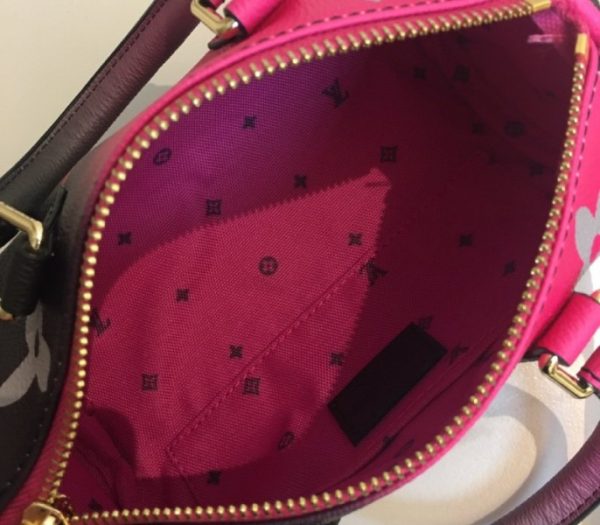 Replica Louis Vuitton Spring 2022 Papillon BB Bag In Midnight Fuchsia - Image 8