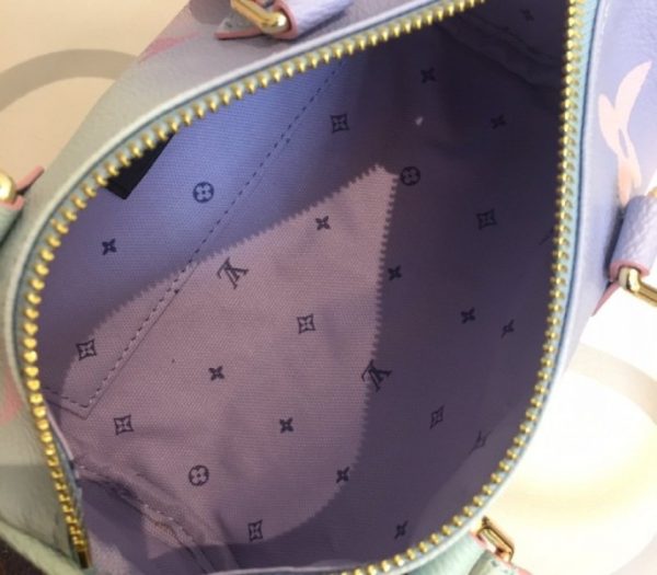 Replica Louis Vuitton Spring 2022 Papillon BB Bag In Sunrise Pastel - Image 8