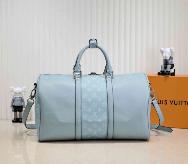 Replica Louis Vuitton Taiga Leather Keepall Bandouliere 50 Travel Bag In Miami Green