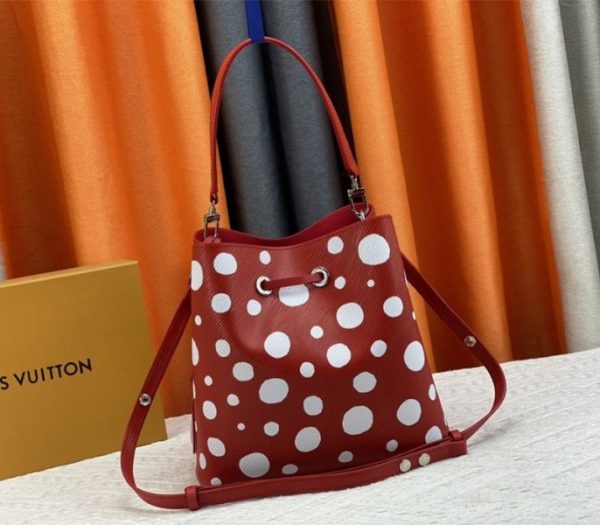 Replica Louis Vuitton X YK Epi Leather NeoNoe MM Red Bag In White Infinity Dots - Image 4