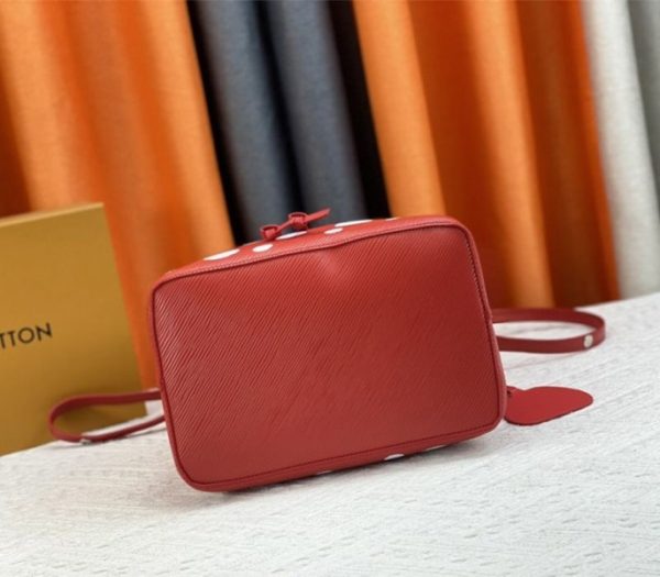 Replica Louis Vuitton X YK Epi Leather NeoNoe MM Red Bag In White Infinity Dots - Image 6