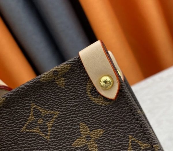 Replica Louis Vuitton X YK Monogram Canvas Onthego MM Tote In Pumpkin - Image 9